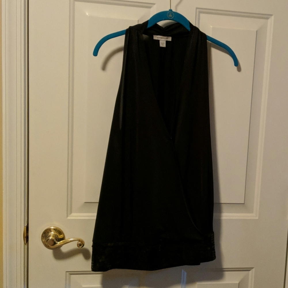 Sleeveless blouse